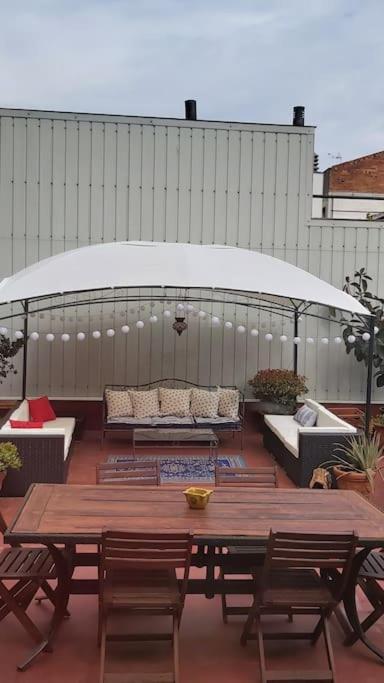 Small Room In Sants With Huge Terrace Барселона Екстериор снимка